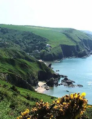Вилла Bryn-Y-Gof Llwyn-Dafydd Экстерьер фото